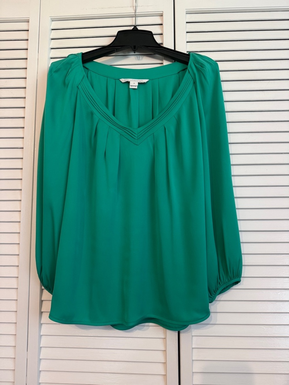Diane Von Furstenberg Teal V-Neck Pleated Long Sleeve Blouse